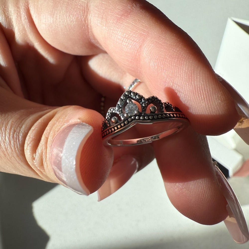 Pandora Silver Regal beaded tiara ring Size 6